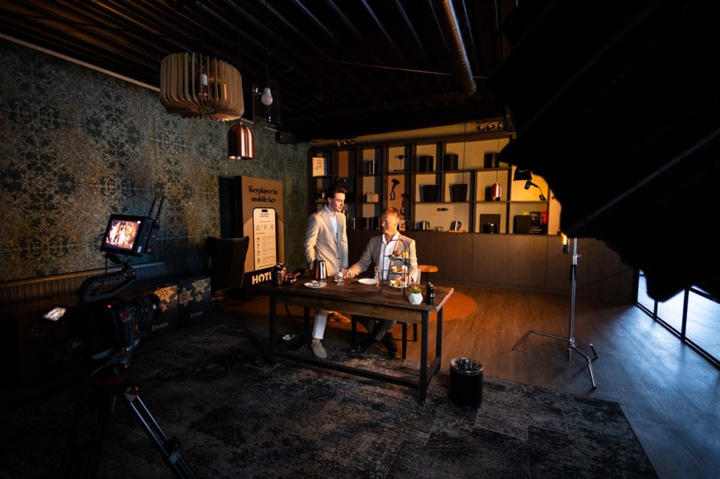 Dubbel Media behind the scenes dubbel media