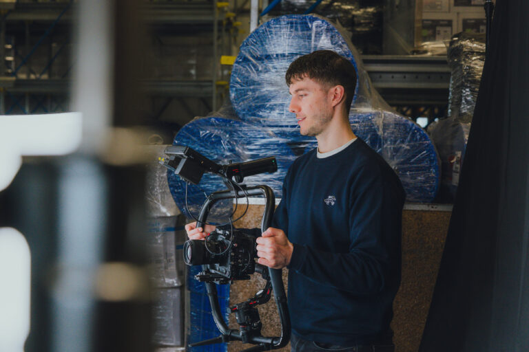 Filmen op locatie met camera, licht en geluid
